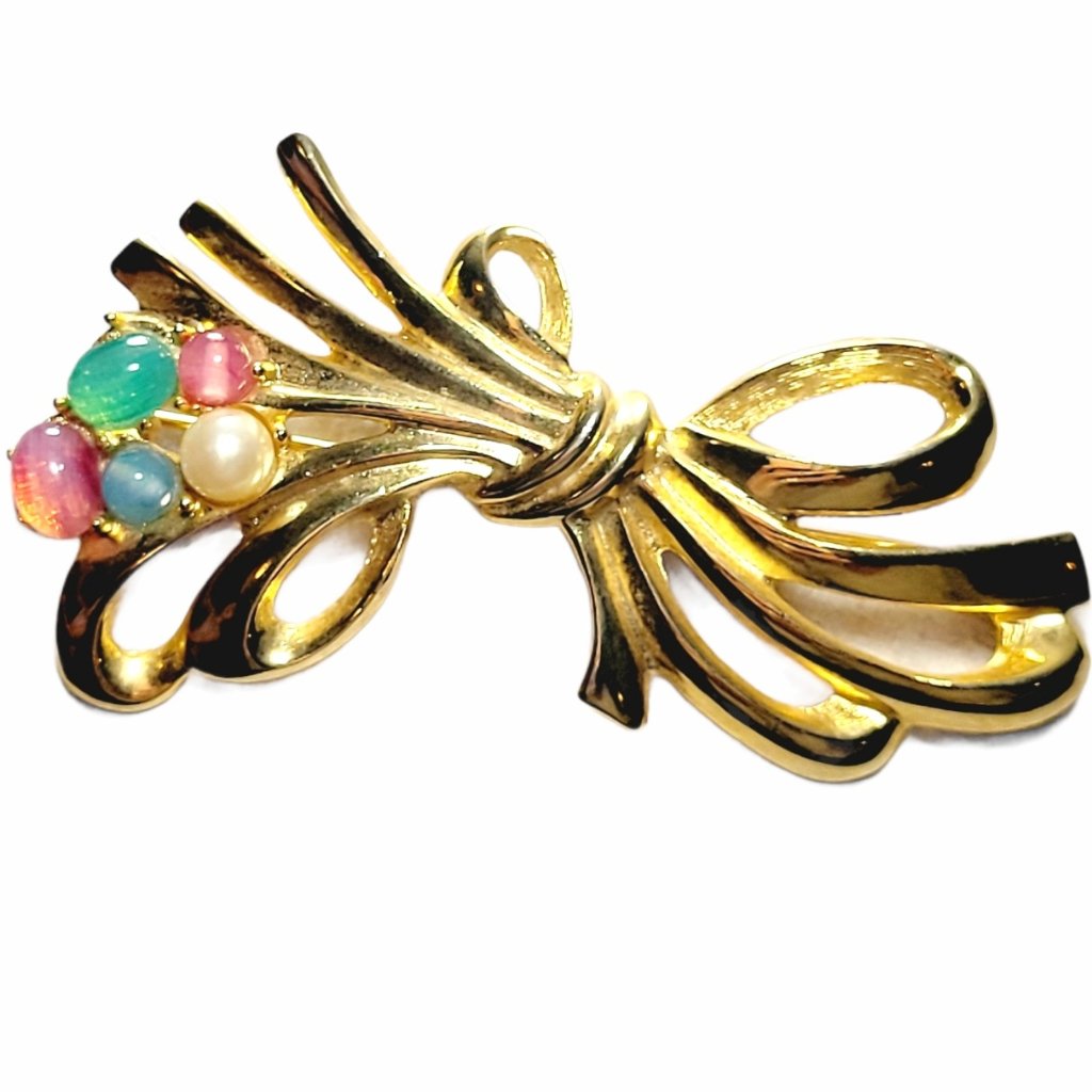 Vintage Richelieu Cabochon Beads And Faux Pearl Bo 45$